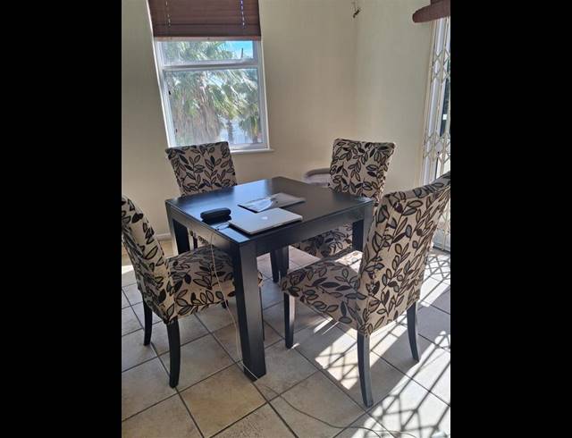 2 BEDROOM PROPERTY TO RENT IN VREDEHOEK